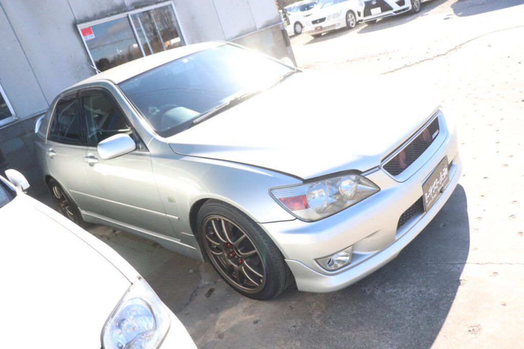 トヨタ/アルテッツァ/AS200/GXE10