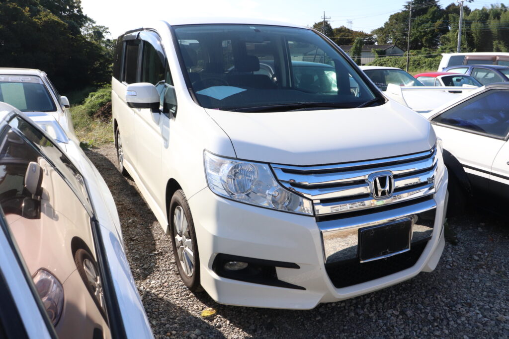 ホンダ/ステップワゴン/スパーダS/RK5