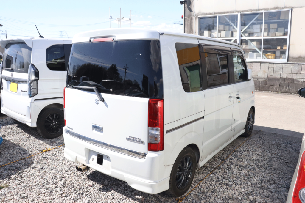 スズキ/エブリイワゴン/PZターボ ディスチャージヘッドラ ンプ付 標準ルーフ/DA64W