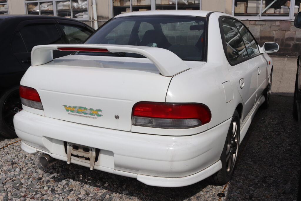 スバル/インプレッサ/WRX STi Ver4/GC8