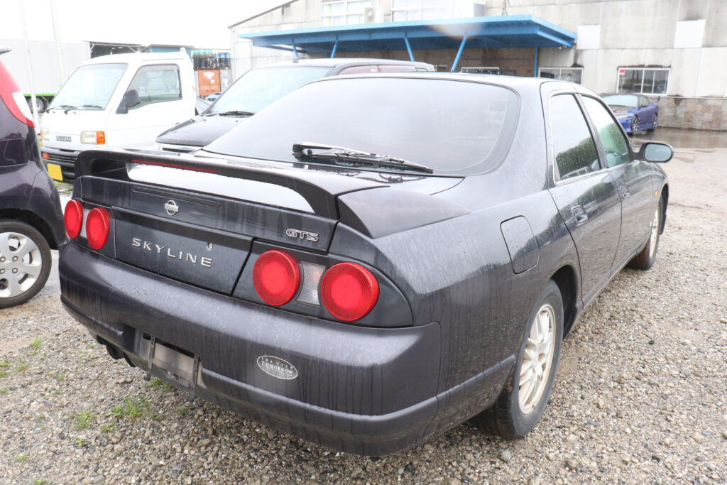 日産/スカイライン/HR33