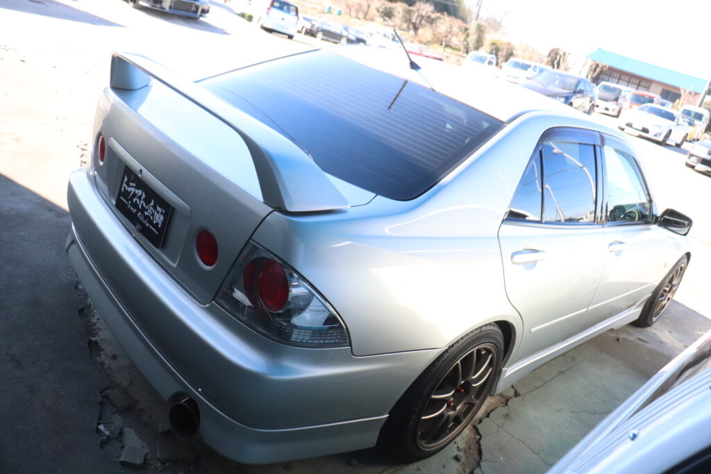 トヨタ/アルテッツァ/AS200/GXE10